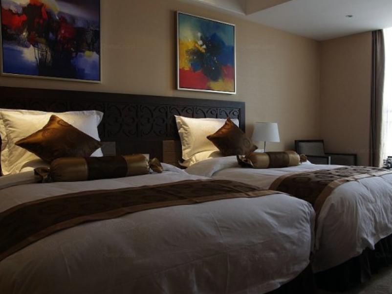 Royal Run Hotel Liaocheng Екстериор снимка